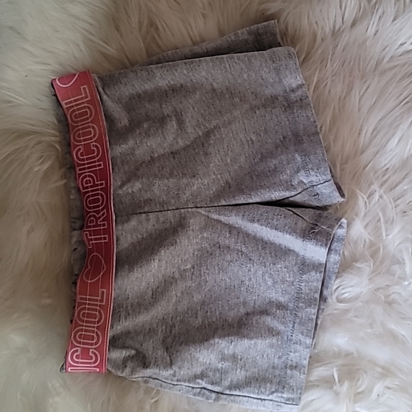 6 Pair girls shorts - Picture 7 of 8